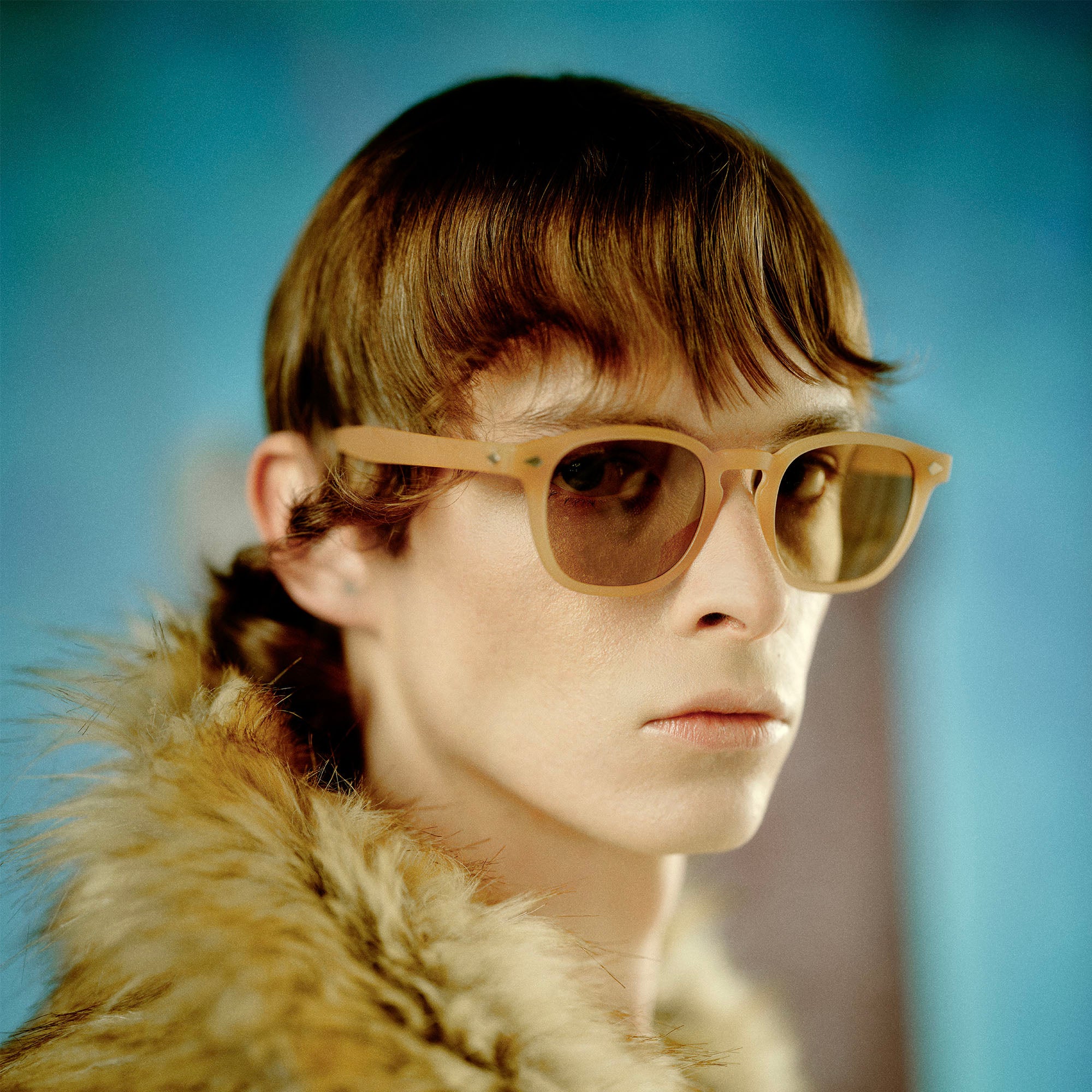 RHEA Matte Bone | Brown